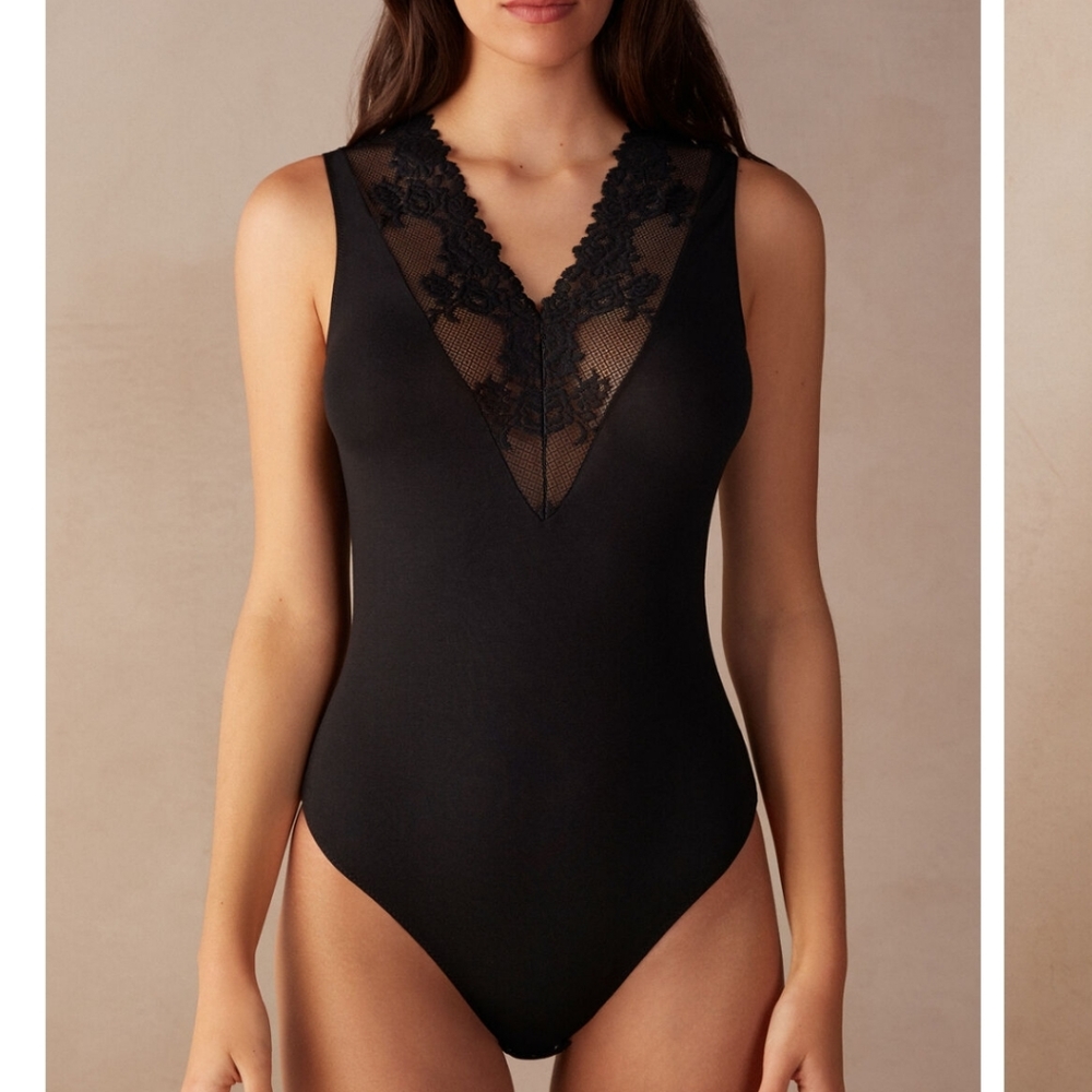 Pretty Flowers V-neck Bodysuit S intimissimi